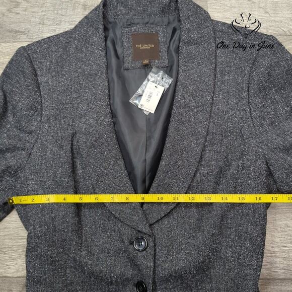 The Limited 2 Button Belted Blazer Size L - Picture 3 of 5